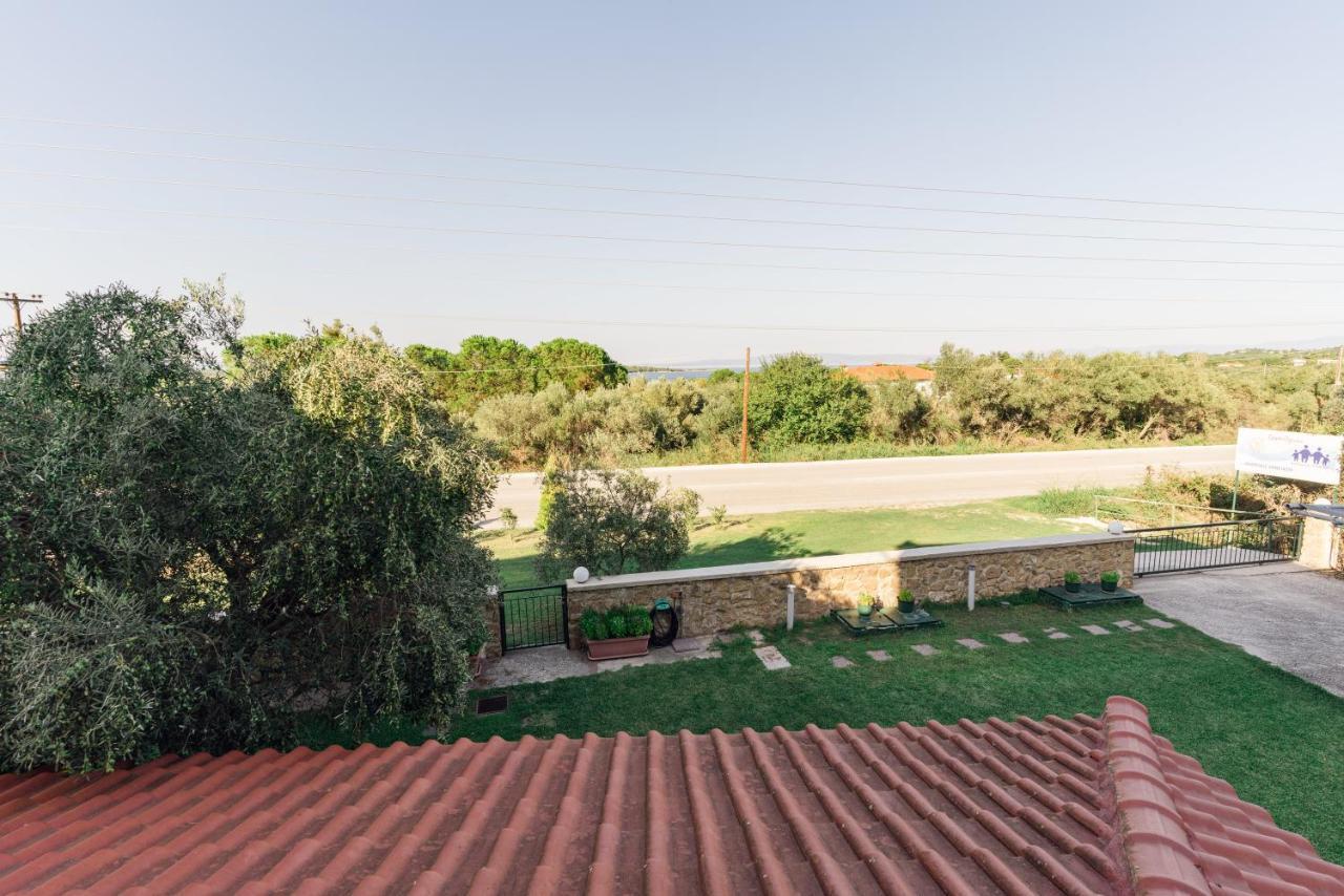 Family Villas Vourvourou Exterior photo