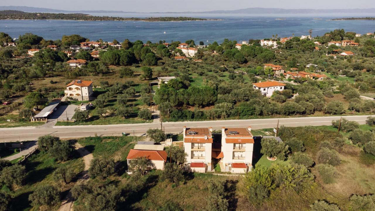 Family Villas Vourvourou Exterior photo