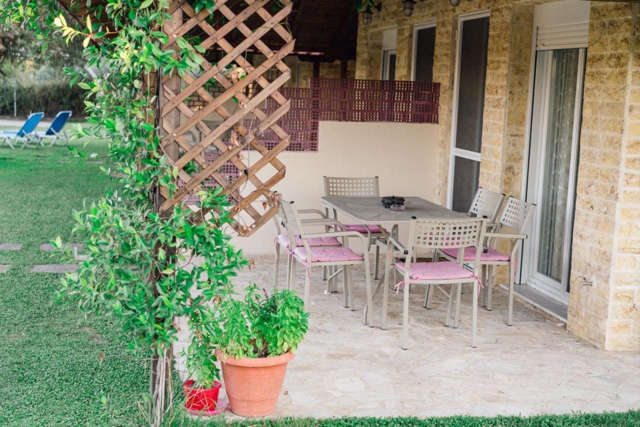 Family Villas Vourvourou Exterior photo