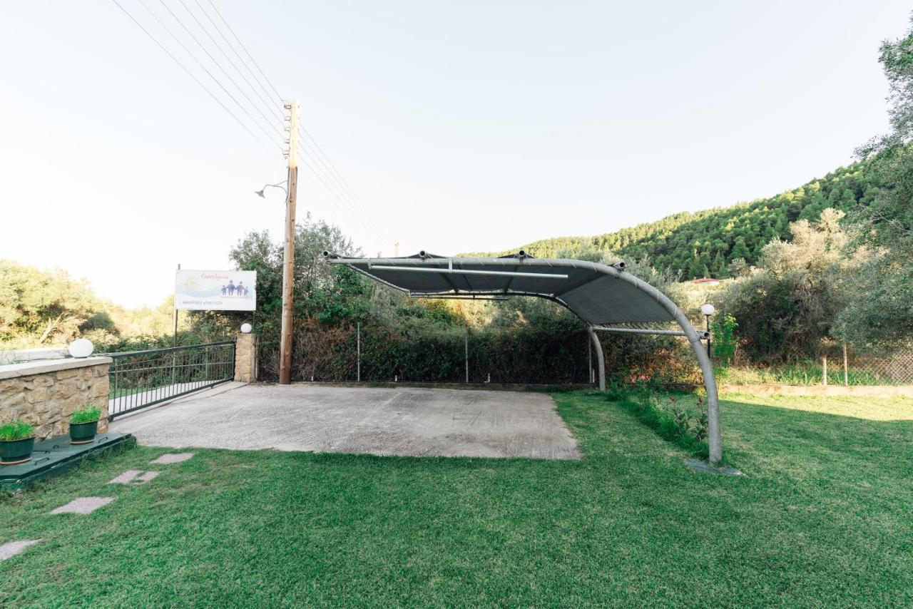 Family Villas Vourvourou Exterior photo