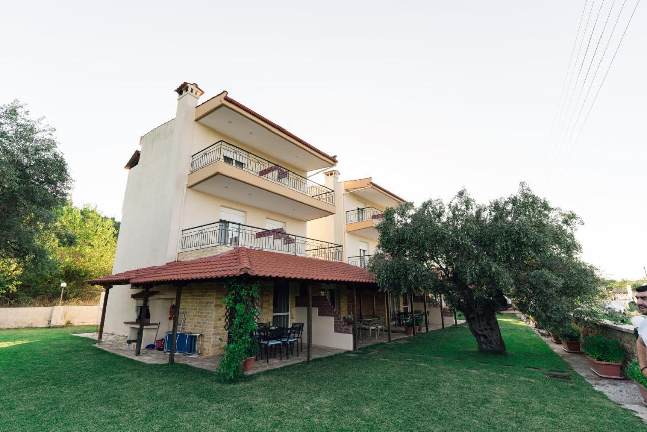 Family Villas Vourvourou Exterior photo