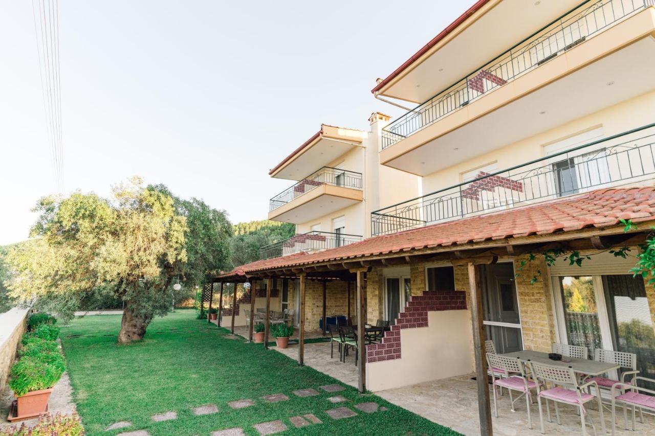 Family Villas Vourvourou Exterior photo